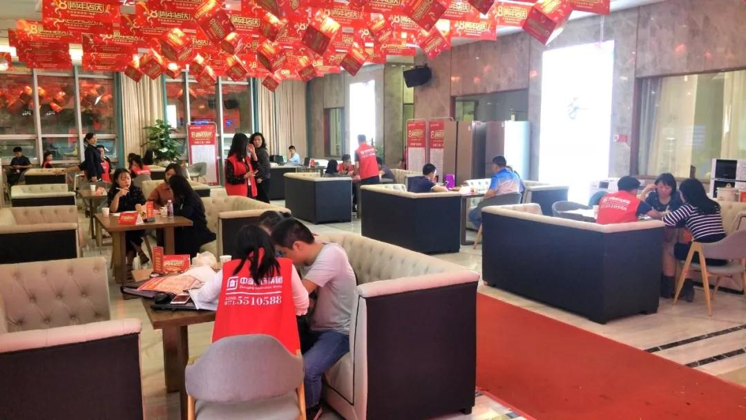 這家公司居然這么火爆，是什么吸引了他們?